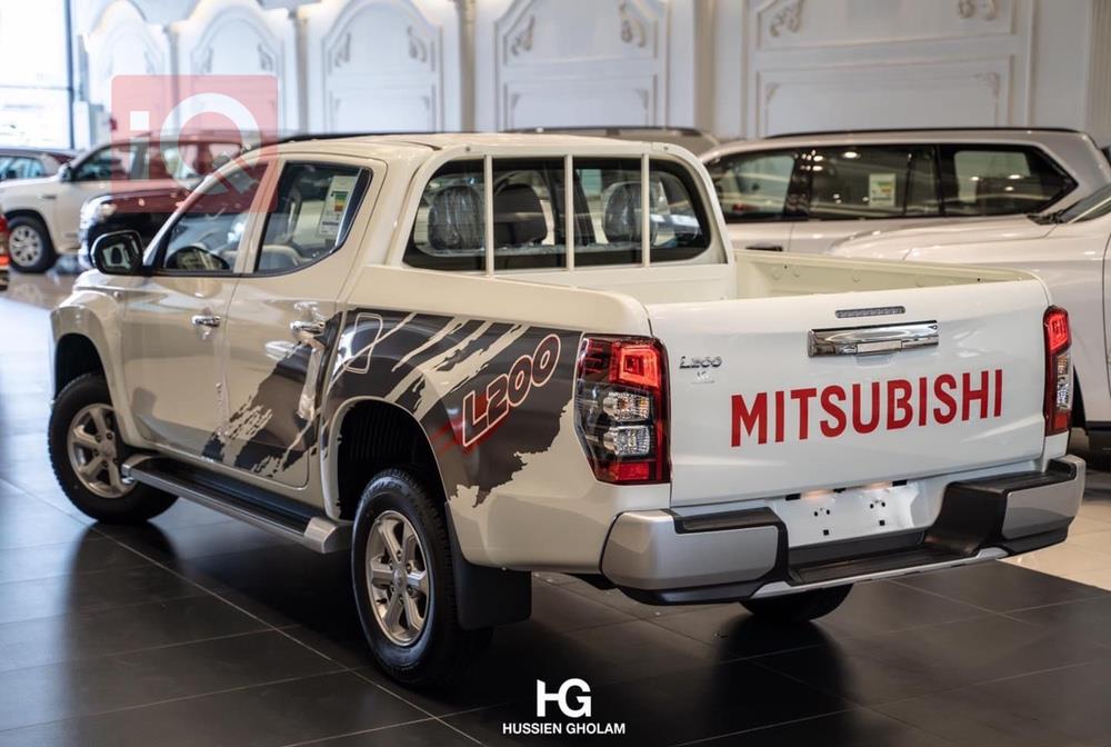 میتسوبیشی L200